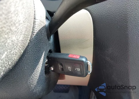 2013 Volkswagen Jetta 2.5L Se z USA, uszkodzony, nr VIN 3VWDX7AJ2DM363025